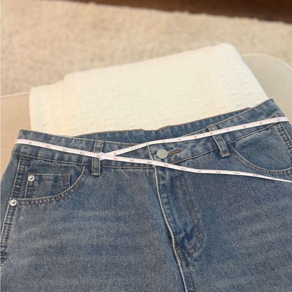 Women’s Barrel Blue Denim Jeans - Picture 6 of 11